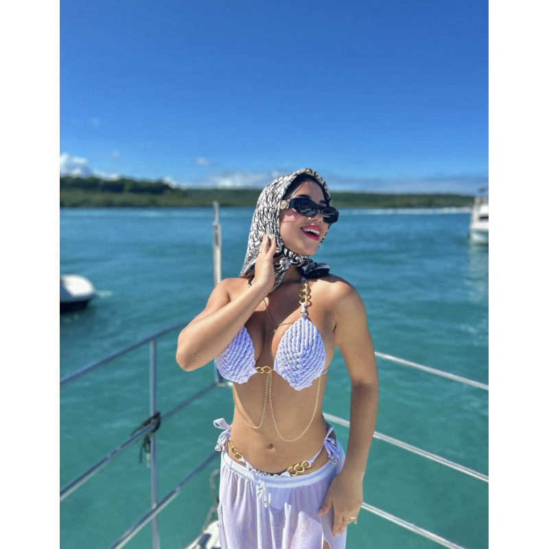 Top Ostra: Bikini Artesanal con Cadenas y Estilo Único